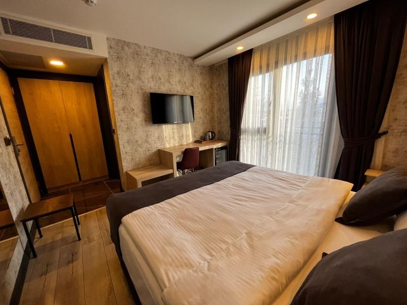 Avni Bey Otel — 6