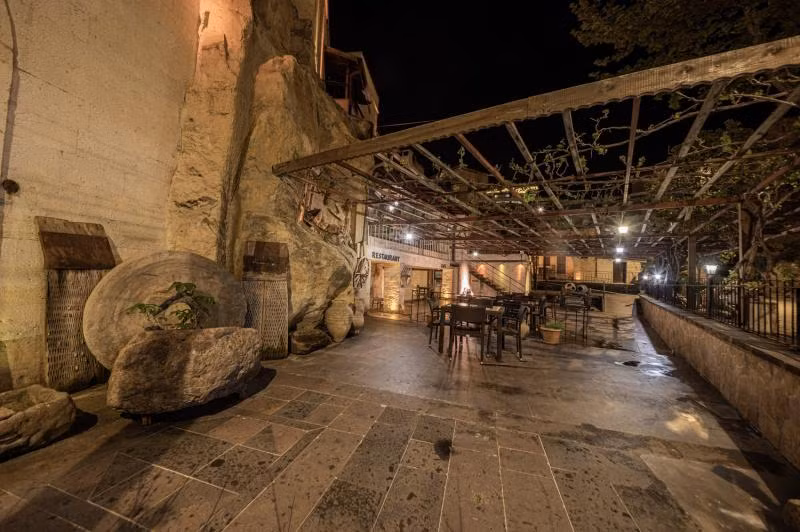 Konak Bezirhane Cave Otel — 3