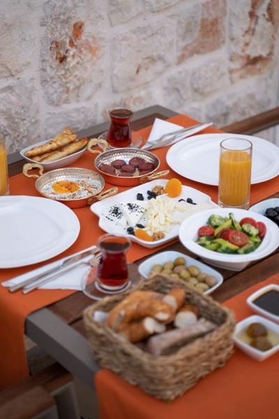Muhtar Hotel - 2