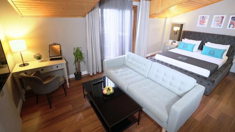 Homey Airport Hotel