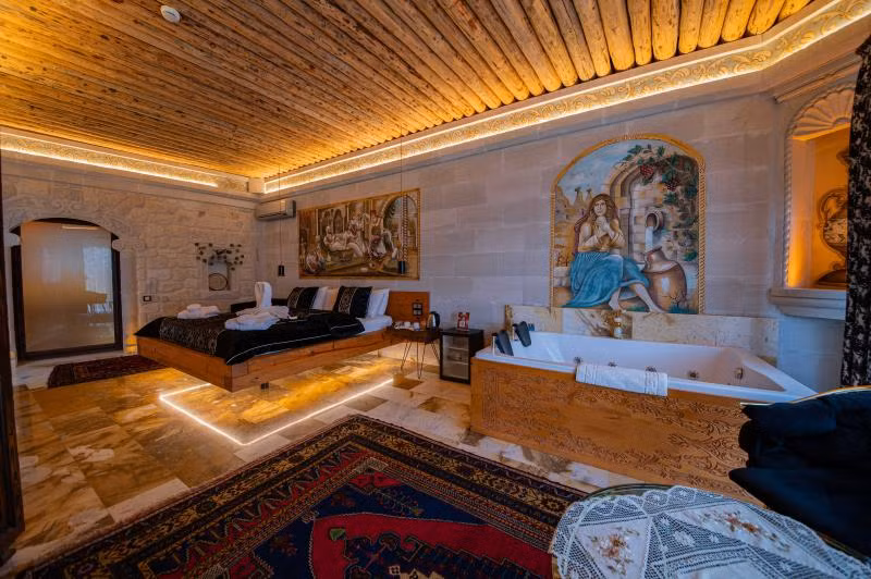 Safran Cave Hotel — 8
