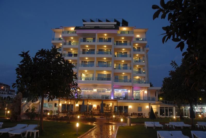 Venessa Beach Hotel - 4