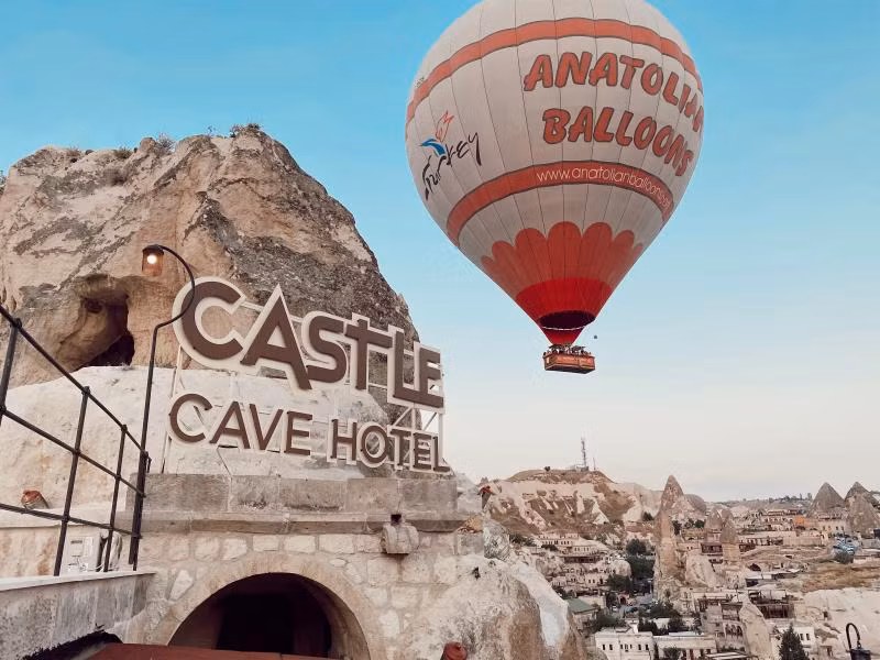 Castle Cave Hotel — 2
