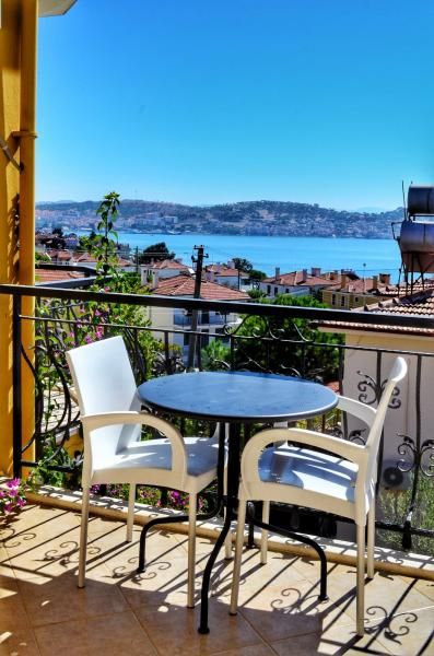 Cunda Uzun Apart Otel - 1