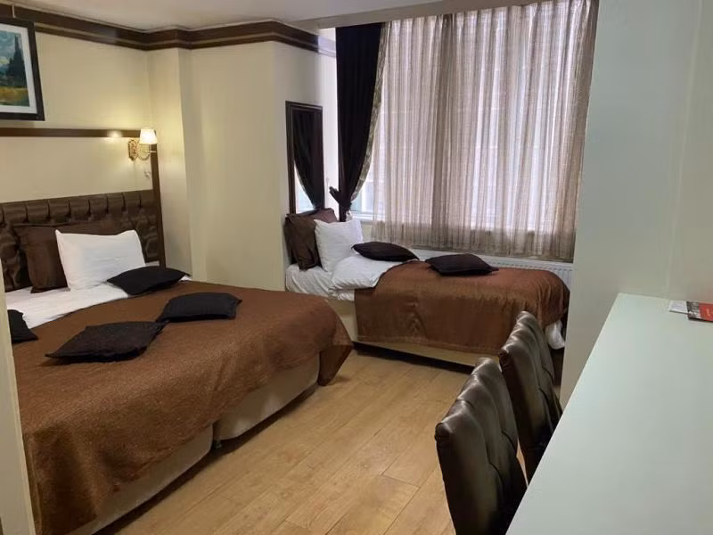 Gloria Tibi Hotel - 3