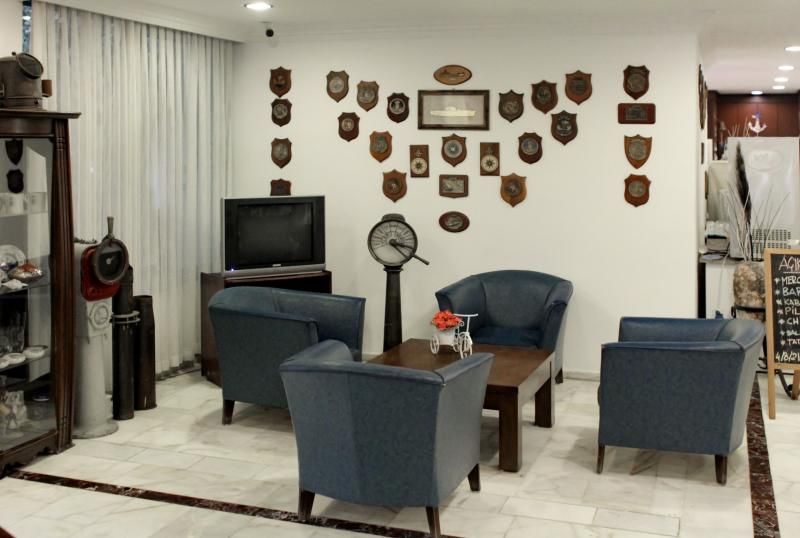 Navy Hotel - 2