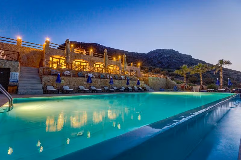 Karia Hotel Palamutbükü — 8