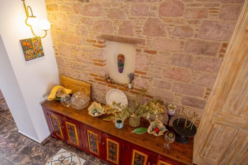 Cunda Mor Limon Otel - 1