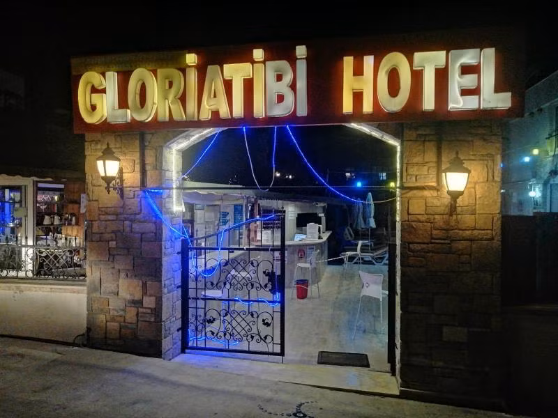 Gloria Tibi Gümbet — 9