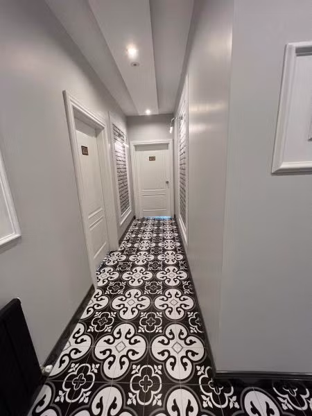 Beta Hotel - 3