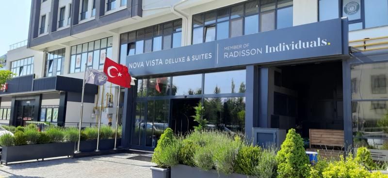 Radisson Individuals Nova Vista Deluxe Hotel and Suites - 1