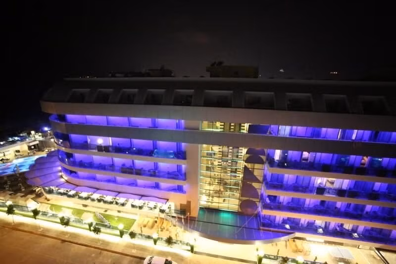 Sunprime C-Lounge - 3