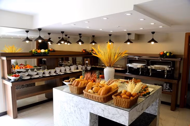 Avwan Hotel Çiğli - 4