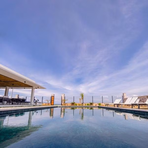 Leone Cunda Edition Otel(+12) - 2