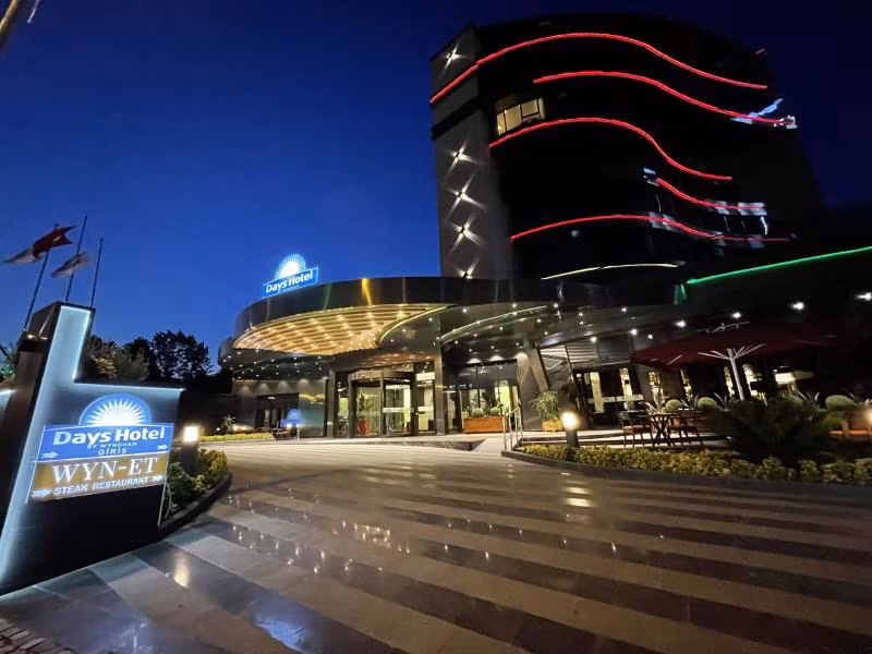 Days Hotel by Wyndham Istanbul Maltepe - 1