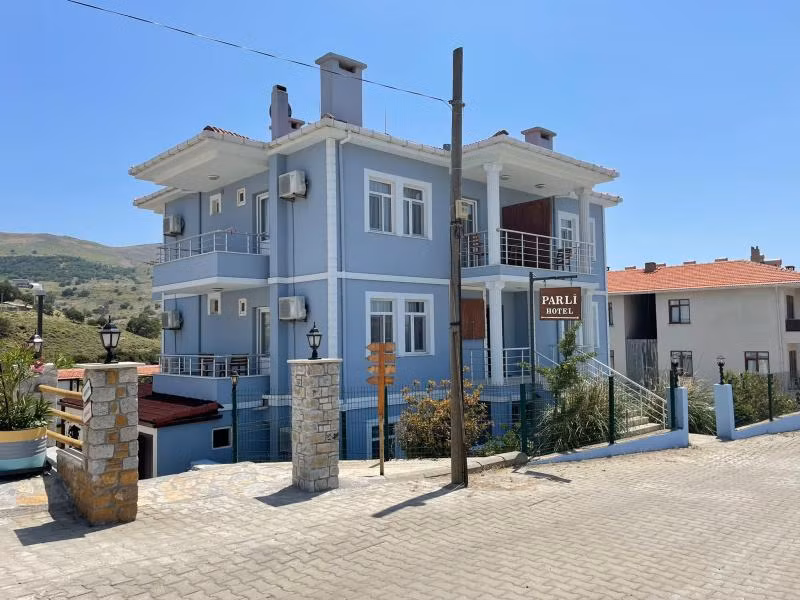 Parli Hotel - 1
