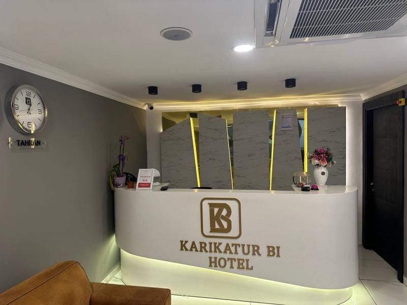 Karikatür Bi Hotel  - 1