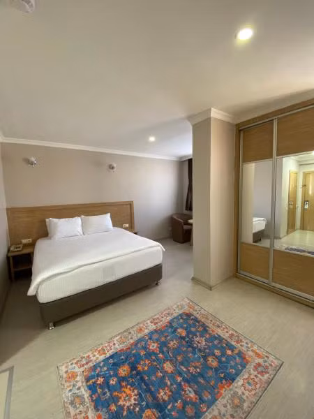 Üç Yıldız Hotel  - 4