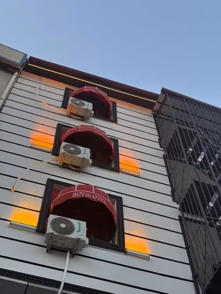 Öz Cumhuriyet Otel