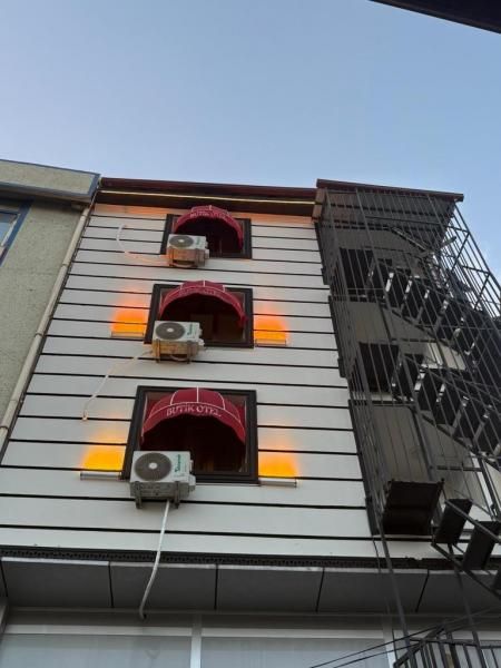 Öz Cumhuriyet Otel - 1