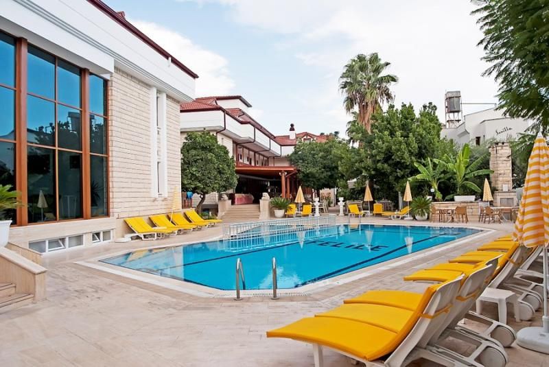 Felice Hotel - 1