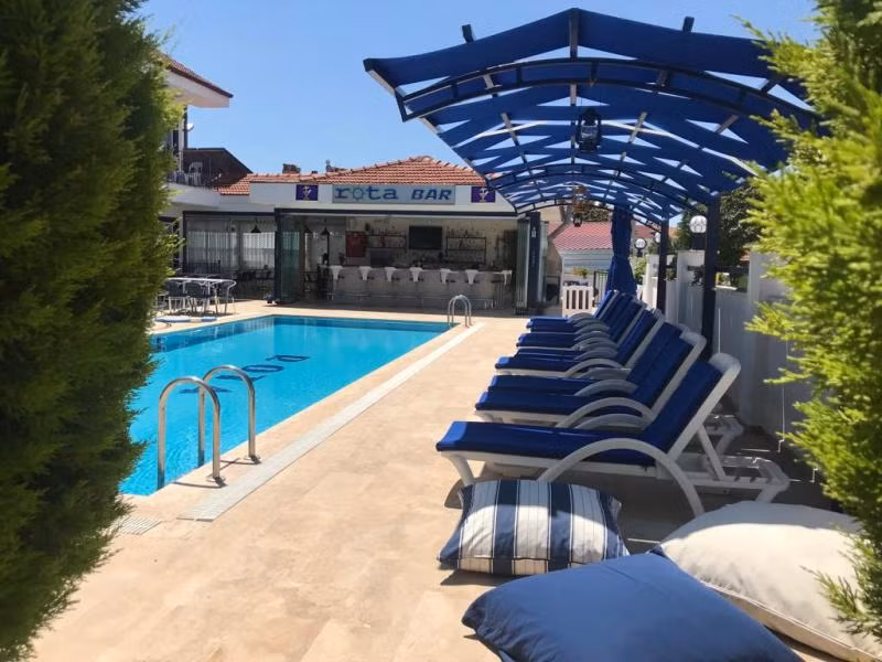 Rota Hotel — 5