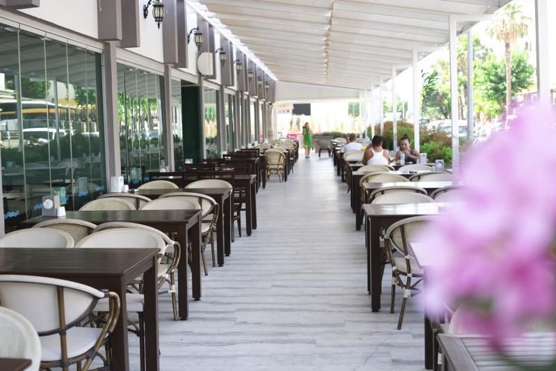 Mert Seaside Hotel - 4