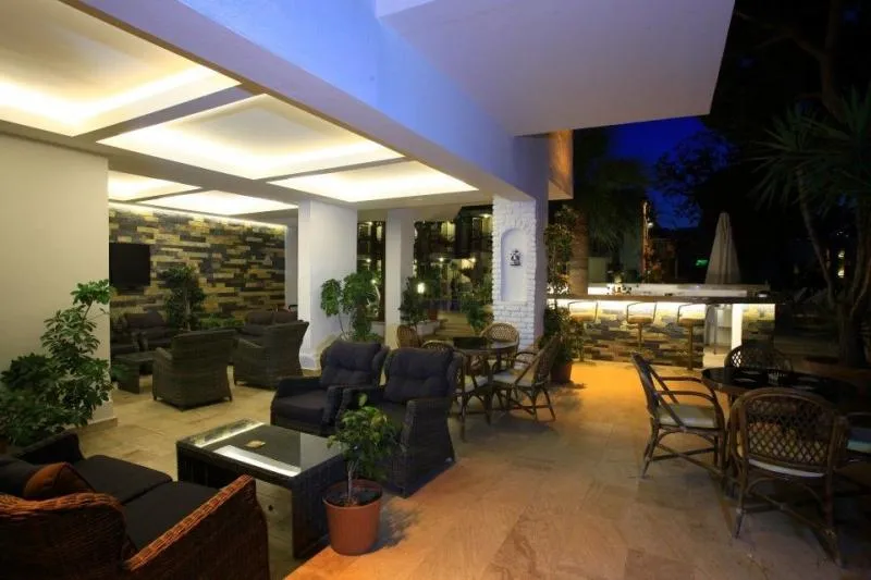 Catamaran Hotel Bodrum - 4