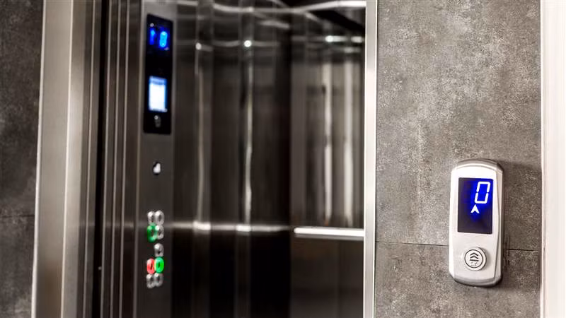 G Suites Luxury Rentals - 2