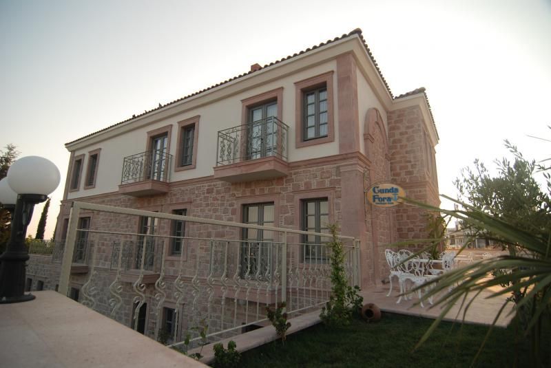 Cunda Fora Hotel - 1