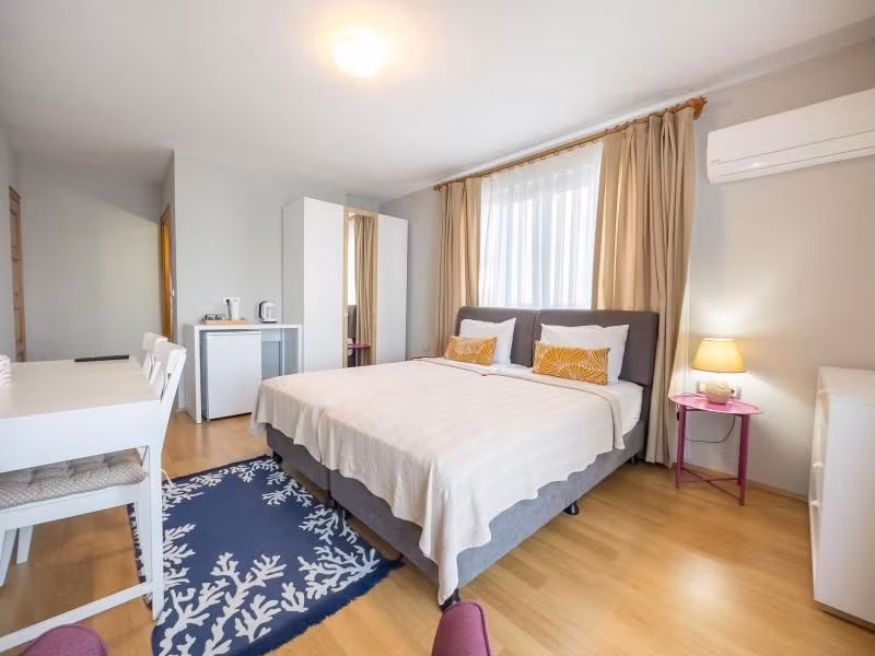 Cloud 9 Rooms - 3