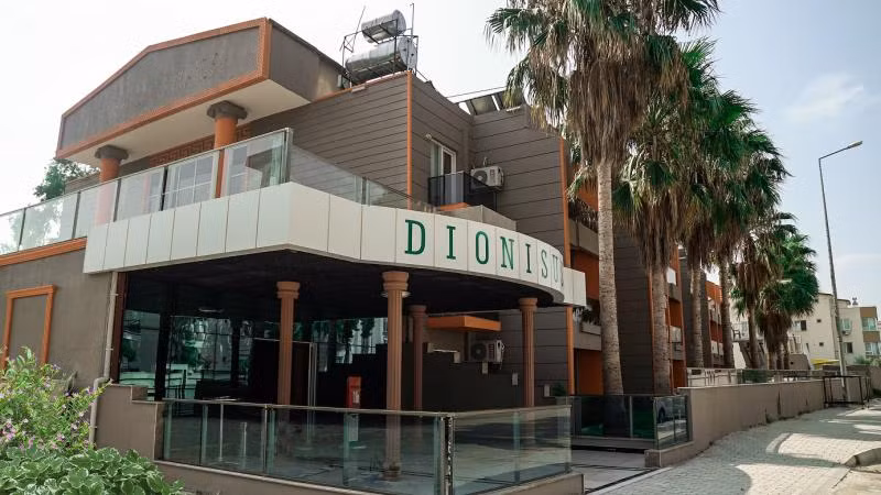 Dionisus Hotel - 2