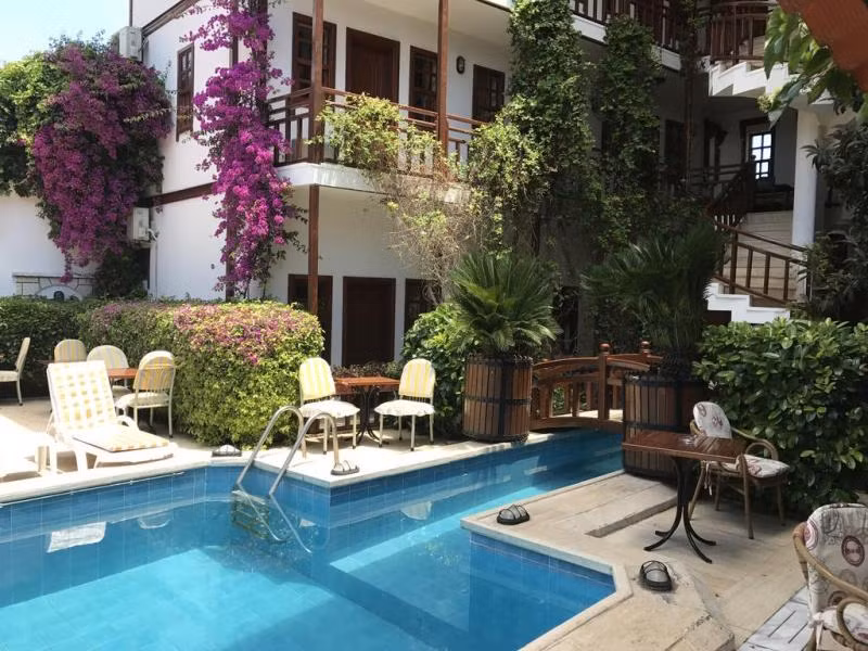Karyatit Hotel Kaleiçi - 1
