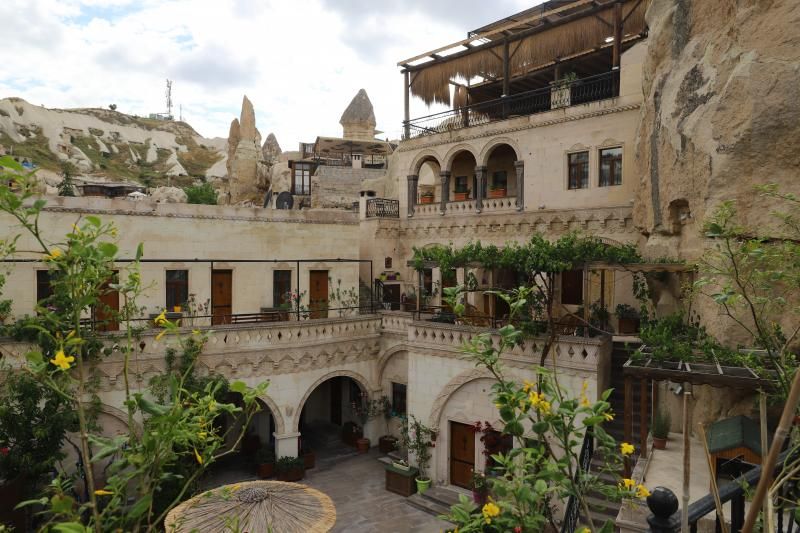 Roma Cave Suite - 1