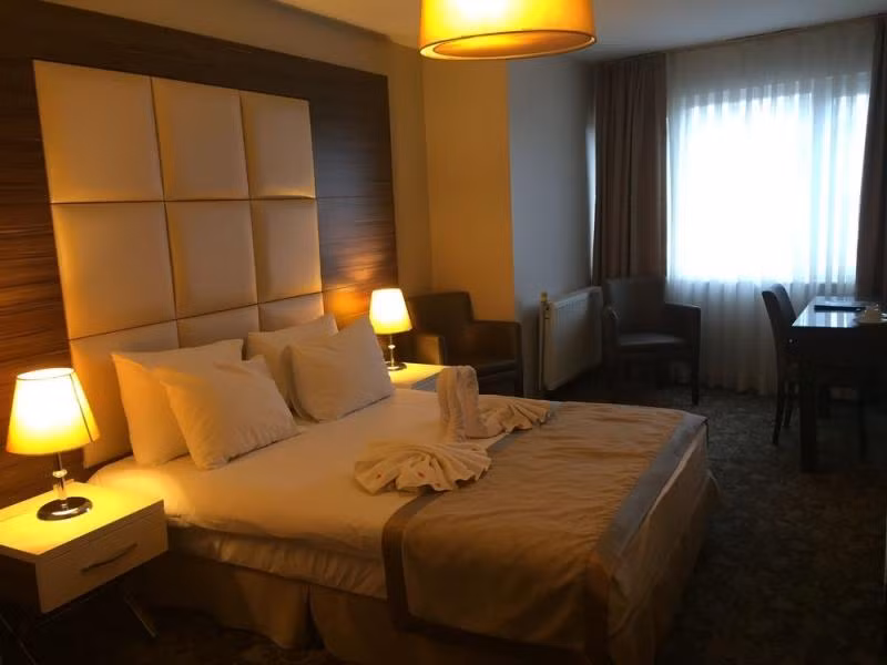 Derpa Suite Hotel - 4