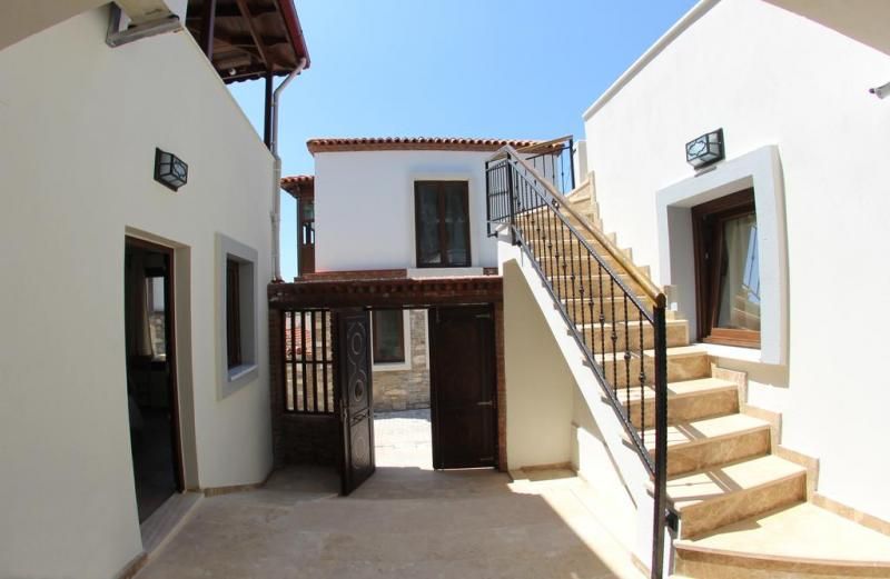 Ena Serenity Boutique Hotel - 3
