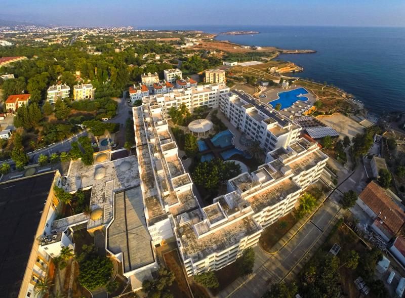 Jasmine Court Hotel - 1