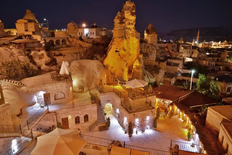 Grand Cave Suites — 6