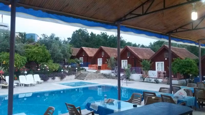 Bykara Bungalows Motel - 4