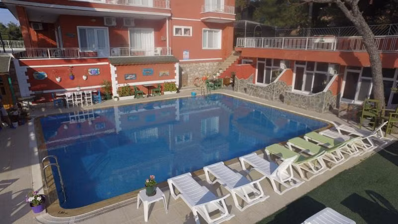 Ayvalık Tunç Otel — 6