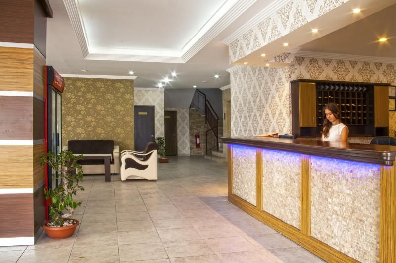 Kleopatra Aytur Apart - 1