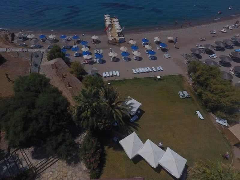 Eles Boutique Hotel & Beach - 2