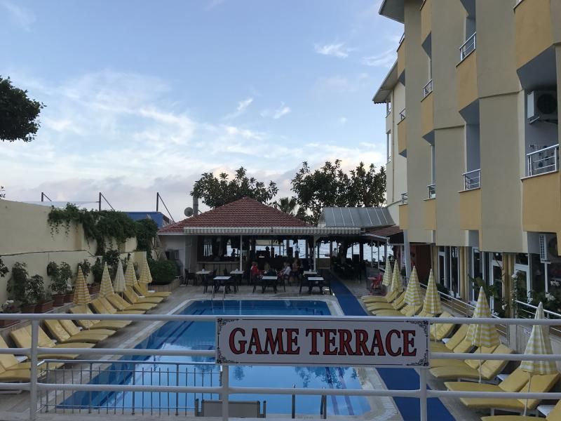 Muz Hotel — 7