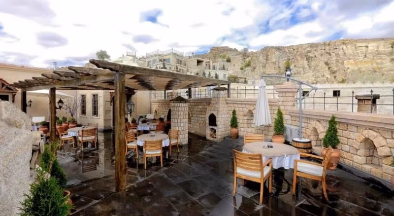 Sunak Cave Hotel - 2