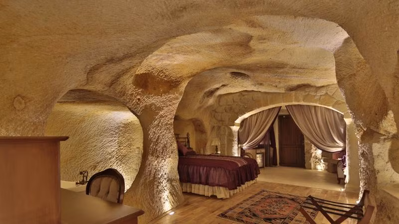 Golden Cave Suites — 6