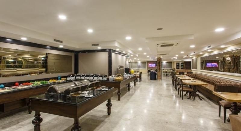Hotel Antroyal - 3