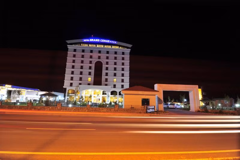 Grand Cenas Hotel - 2