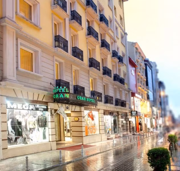 Oran Hotel