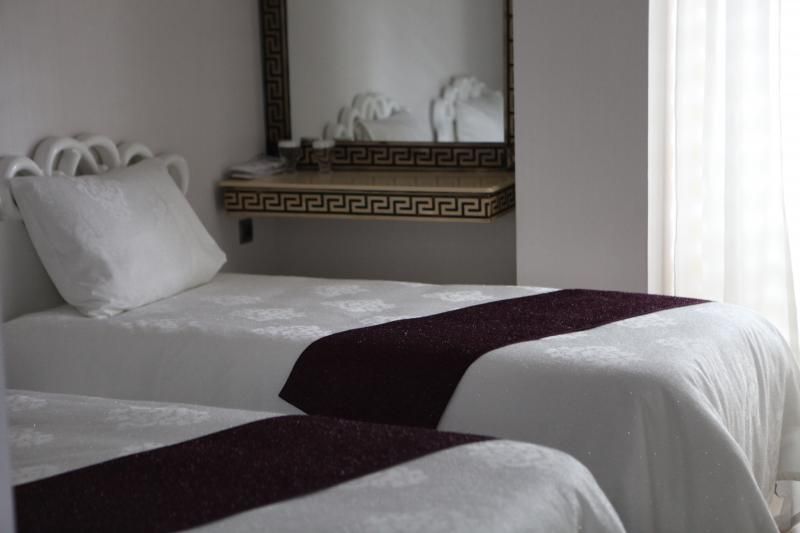 Garra Hotel - 1