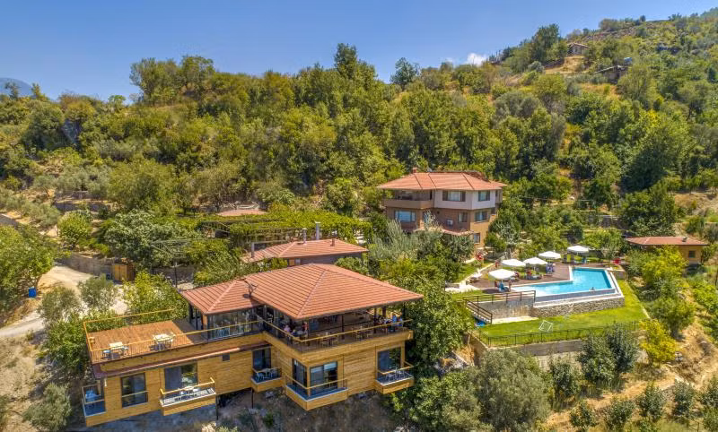 Avena Mountain Hotel +16 - 1